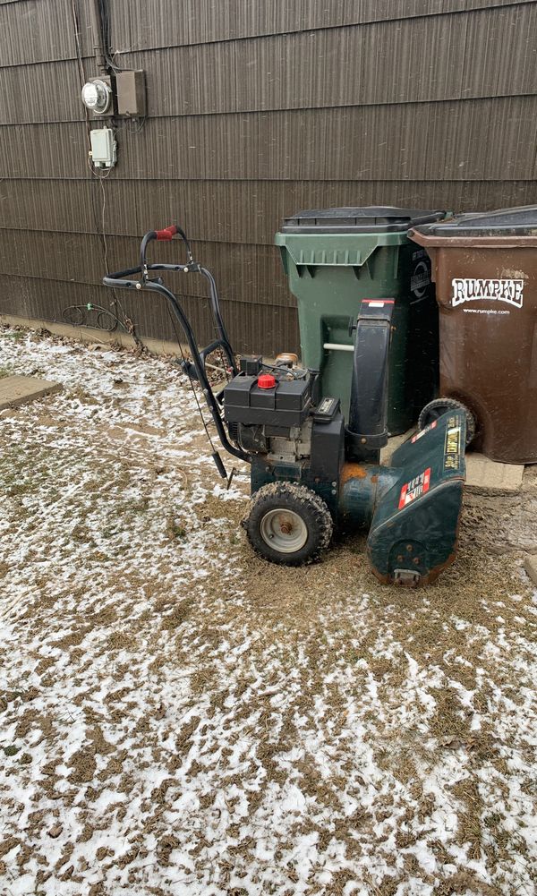 Craftsman 26 inch snow blower 9.0 hp for Sale in Grafton, OH OfferUp