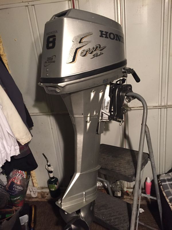 Honda 8 four stroke outboard motor  for Sale in Bellevue 