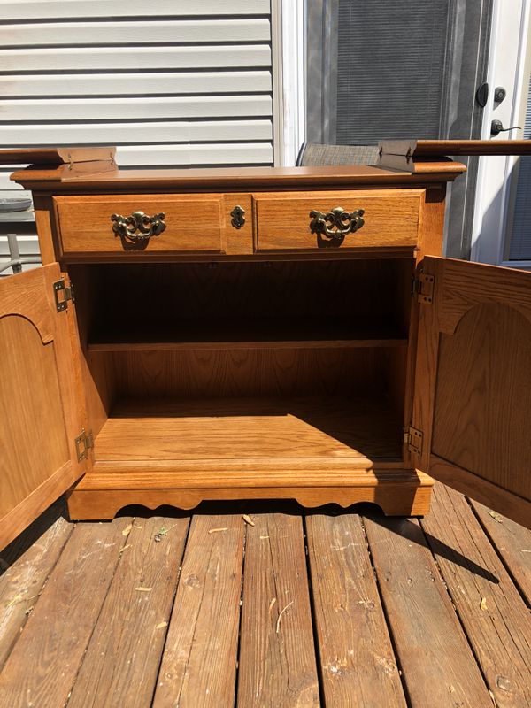 Stanley Furniture Dry Bar for Sale in Erie, PA OfferUp