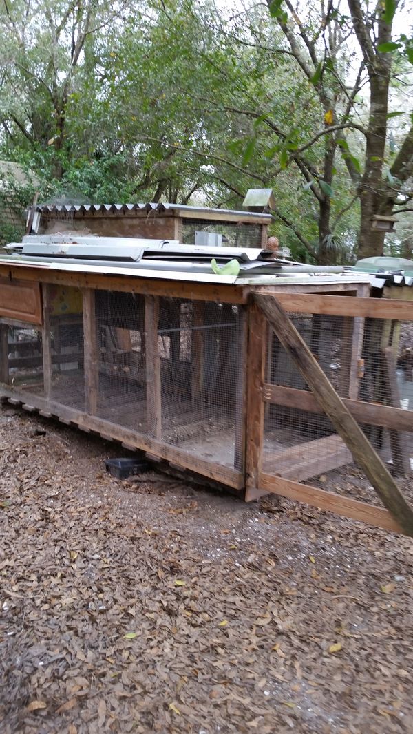 2 story chicken coop for Sale in NO FORT MYERS, FL - OfferUp