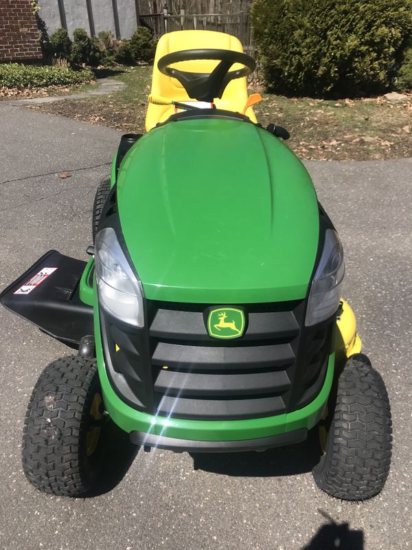 John Deere E120 Lawn Tractor NEW Barely used. for Sale in Seymour, CT
