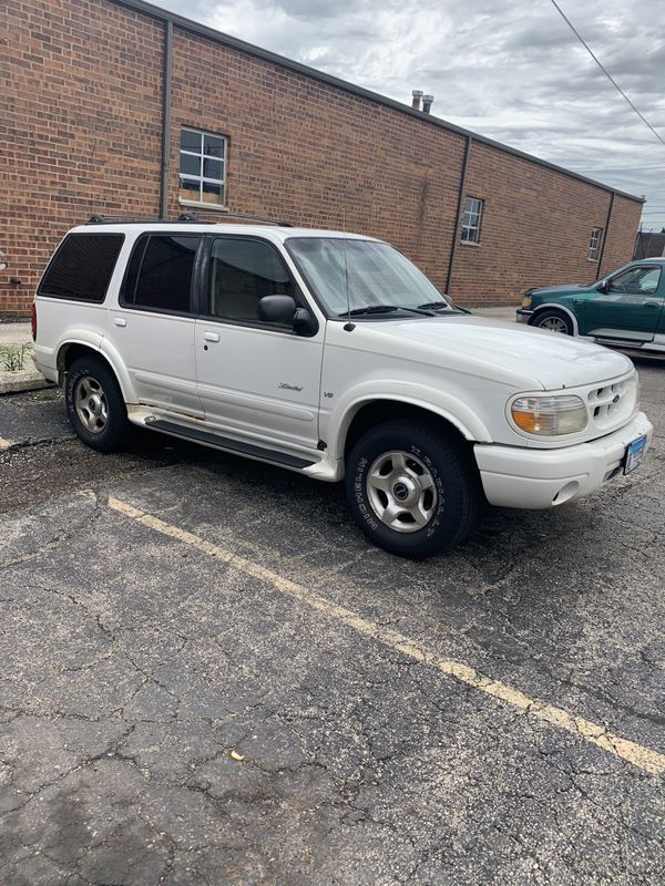 1999 ford explorer limited edition v8