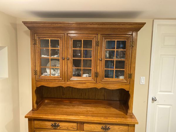 Dining Room Hutch With Glass Doors