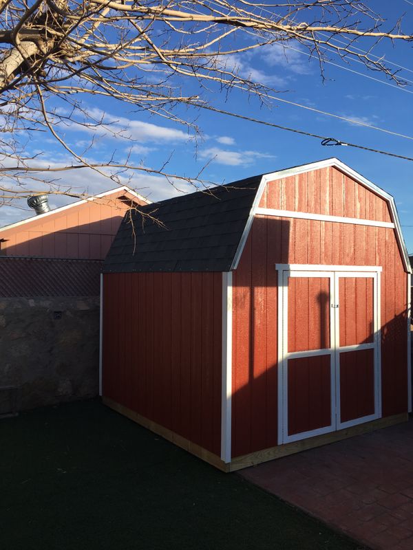 I build storage sheds. From a kit or custom. On site 