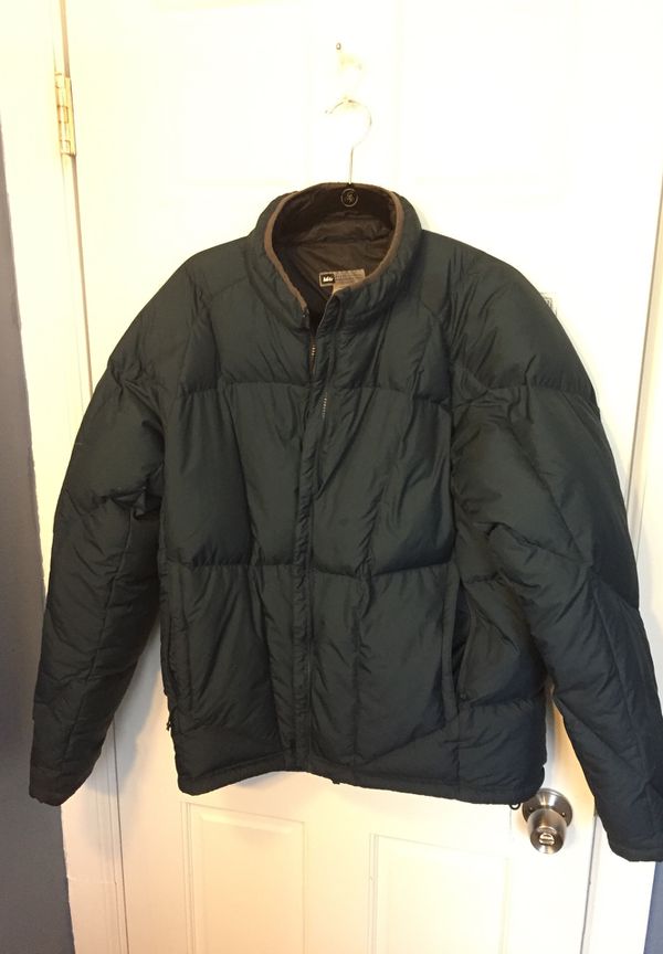 Men’s medium REI goose down jacket $25 for Sale in Gig Harbor, WA - OfferUp