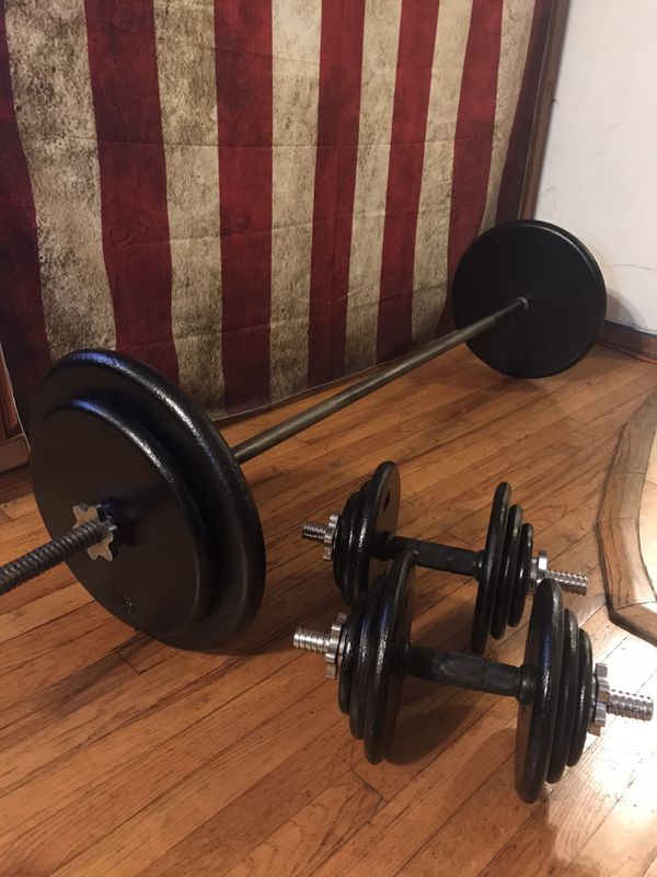 250 lb Set of Standard Plates - Dumbbells + Barbell for Sale in Long ...