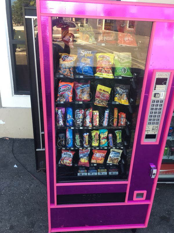 NAIL SALON, HAIR CUT SALON SNACK VENDING MACHINES for Sale in Fullerton