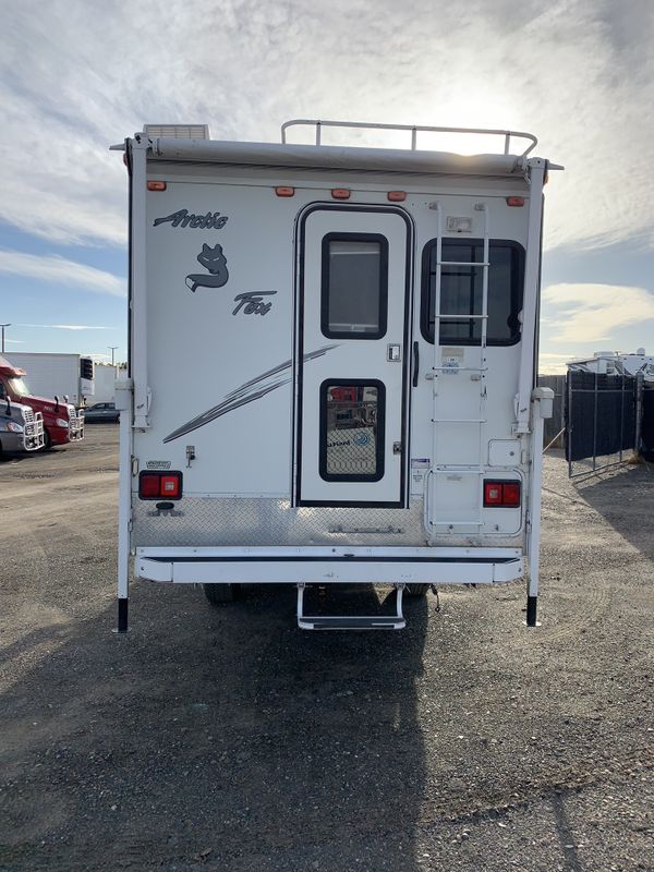 2004 Arctic Fox 990 truck camper for Sale in Sacramento, CA - OfferUp