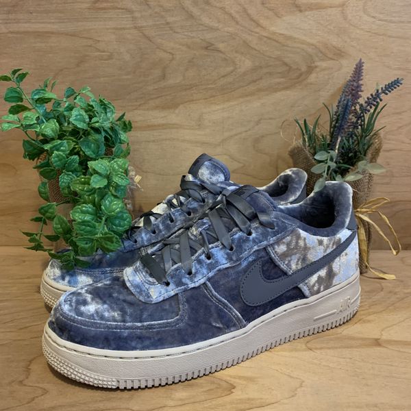 nike air force 1 lv8 velvet