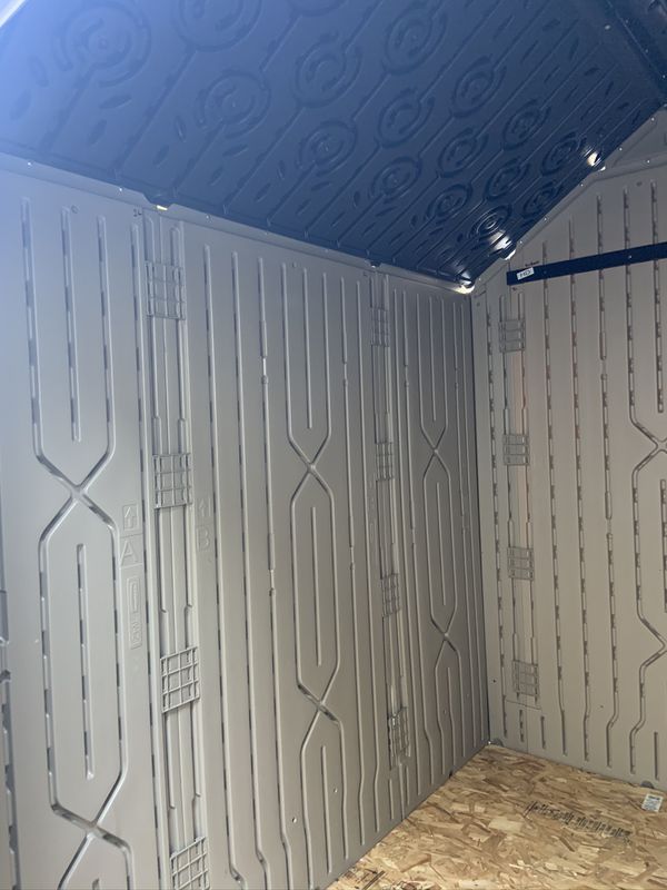Very clean/lightly used 7 x7 storage shed for Sale in San 