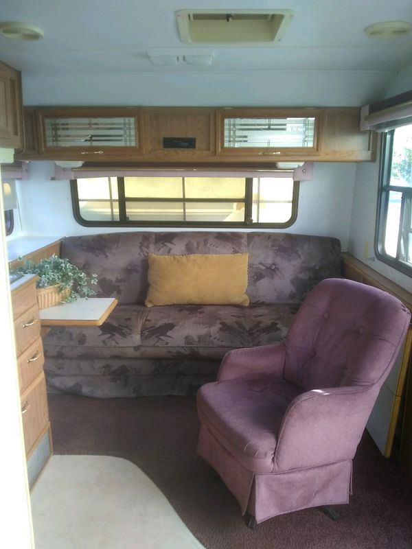 1993 sunline 21 foot travel trailer double door very nice and clean for