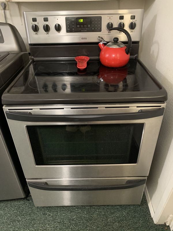Kenmore Electric Stove + Oven for Sale in Renton, WA OfferUp