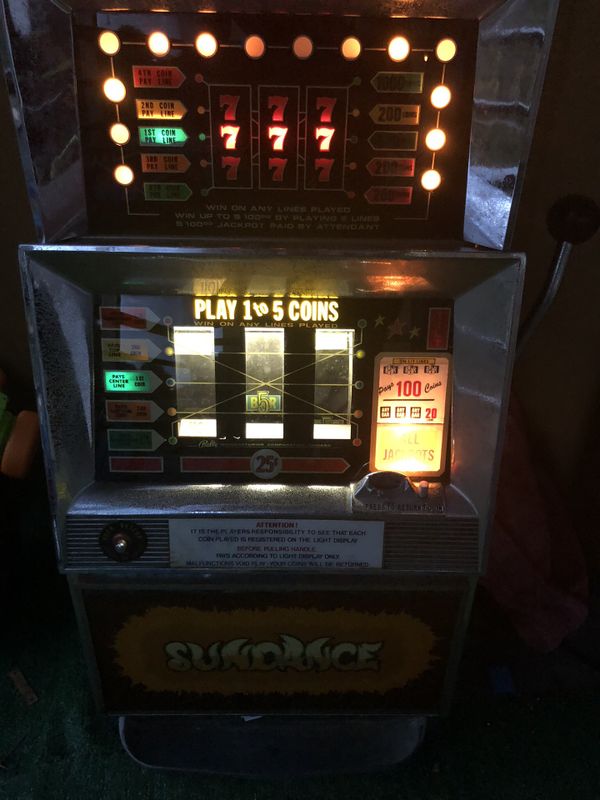 Quarter slot machine for Sale in Fayetteville, GA OfferUp
