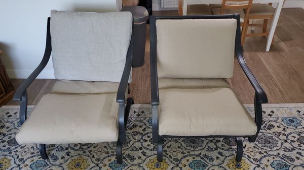 Elliot Creek Set of 2 Metal Conversation Motion Chair for Sale in Los