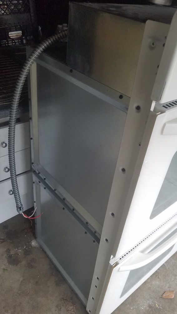 Ge oven/broiler for Sale in Cleveland, OH OfferUp