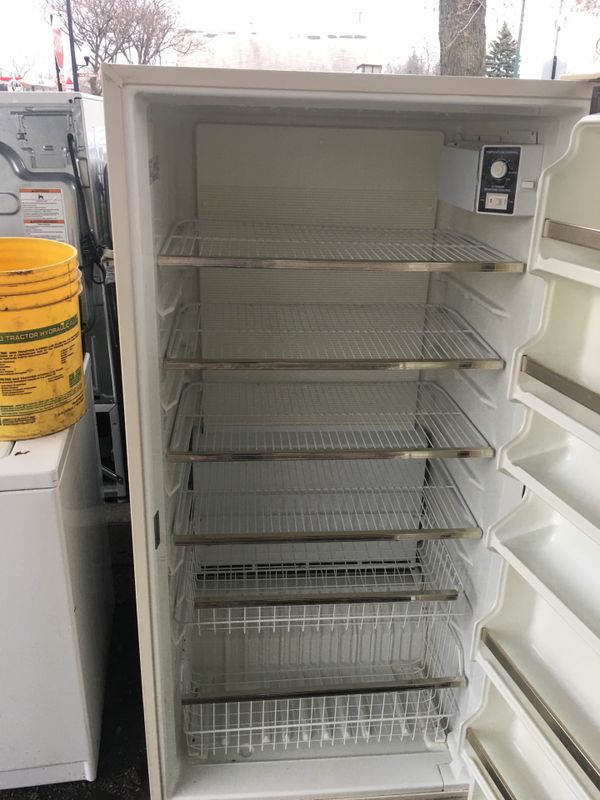 Whirlpool standing deep freezer for Sale in Chicago, IL - OfferUp