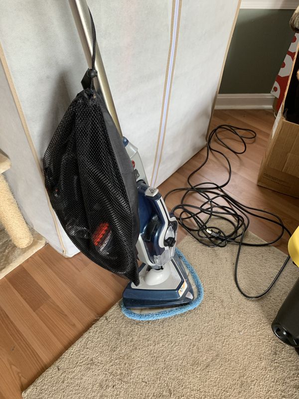 Hoover Floormate Steamsceub 2-n-1 for Sale in PRNC FREDERCK, MD - OfferUp