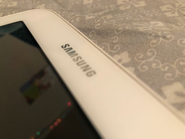 Samsung ce0168 планшет как вставить симку