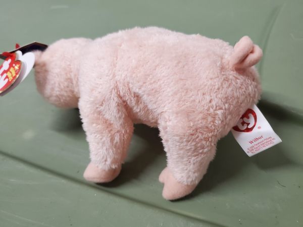 wilbur the pig stuffed animal