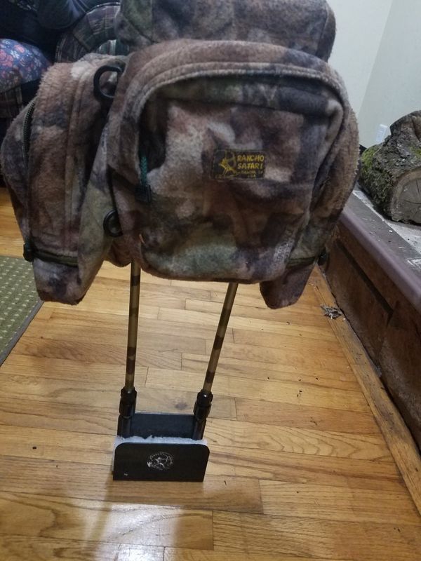 Rancho Safari Cat Quiver w/ 3 pockets for Sale in Puyallup, WA OfferUp
