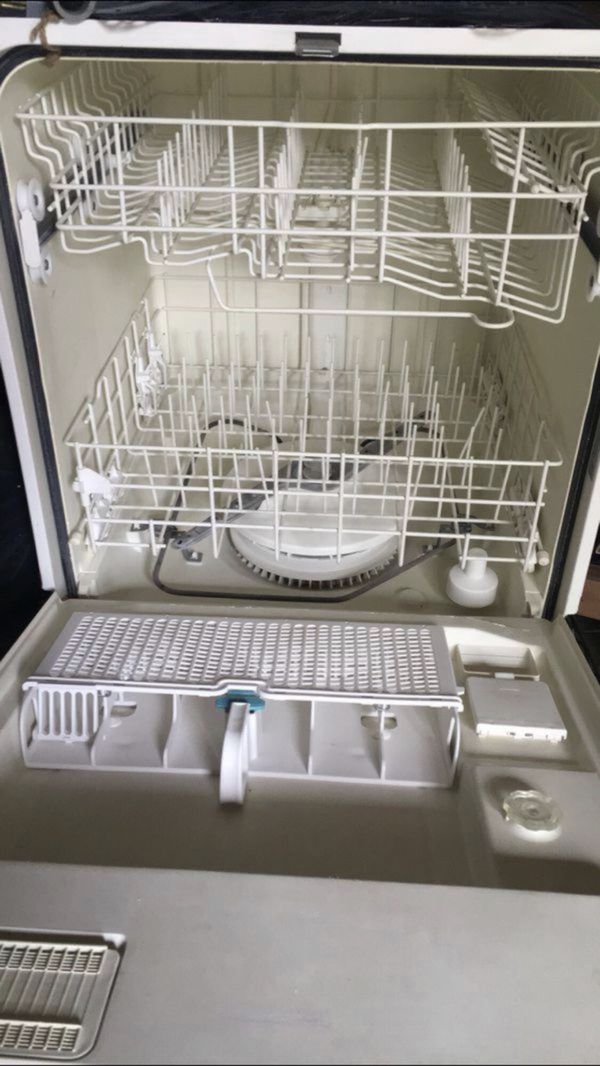 whirlpool dishwasher gold series quiet wash plus for Sale in San Antonio, TX OfferUp