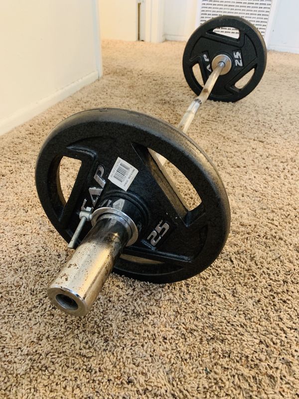 Curling bar solid weights gym equipment for Sale in Rancho Cucamonga