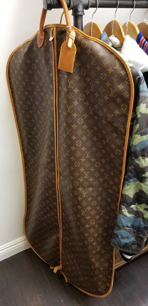 Louis Vuitton Garment Bag for Sale in Upland, CA - OfferUp