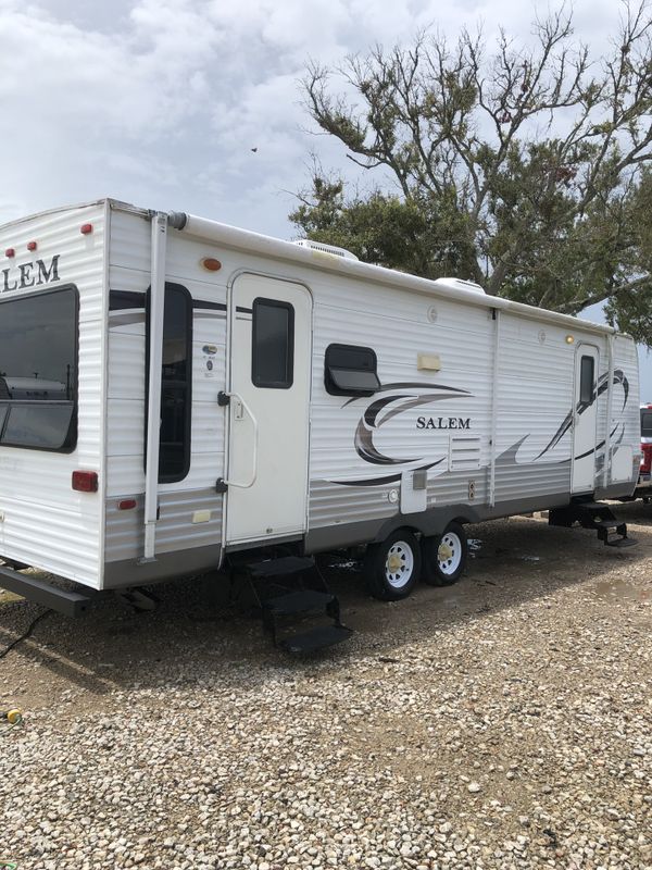 2010 28 ft travel trailer