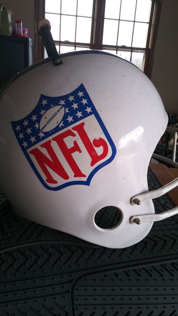 NFL HELMET WEBER GRILL COVER for Sale in Slinger, WI OfferUp