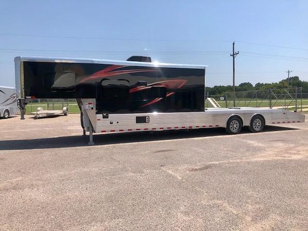 Custom Jeep Offroad Trailer Toy Hauler All Aluminum for Sale in Joliet ...