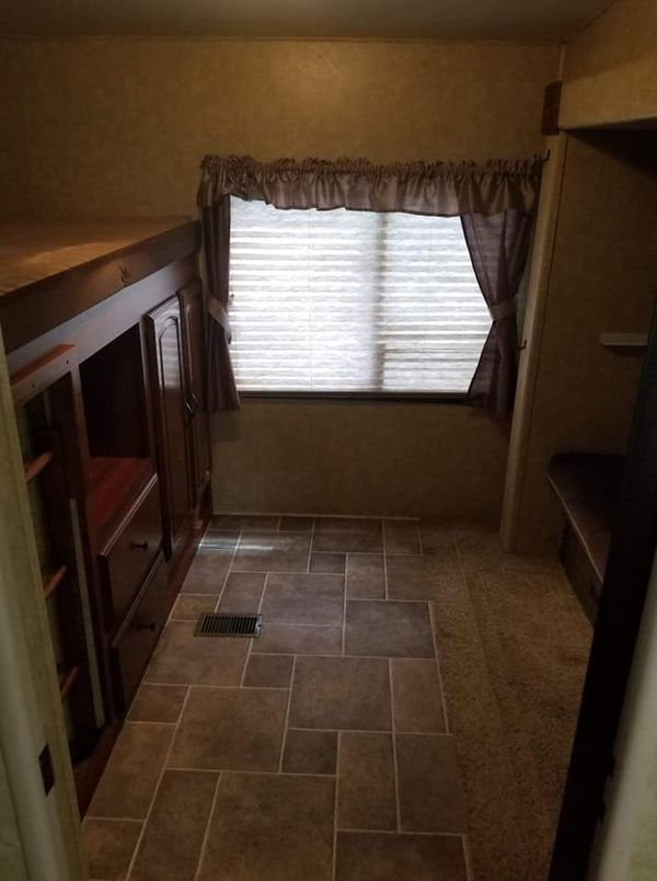 2012 Salem Hemisphere by Forest River 5th wheel bunkhouse for Sale in Hudson, FL OfferUp