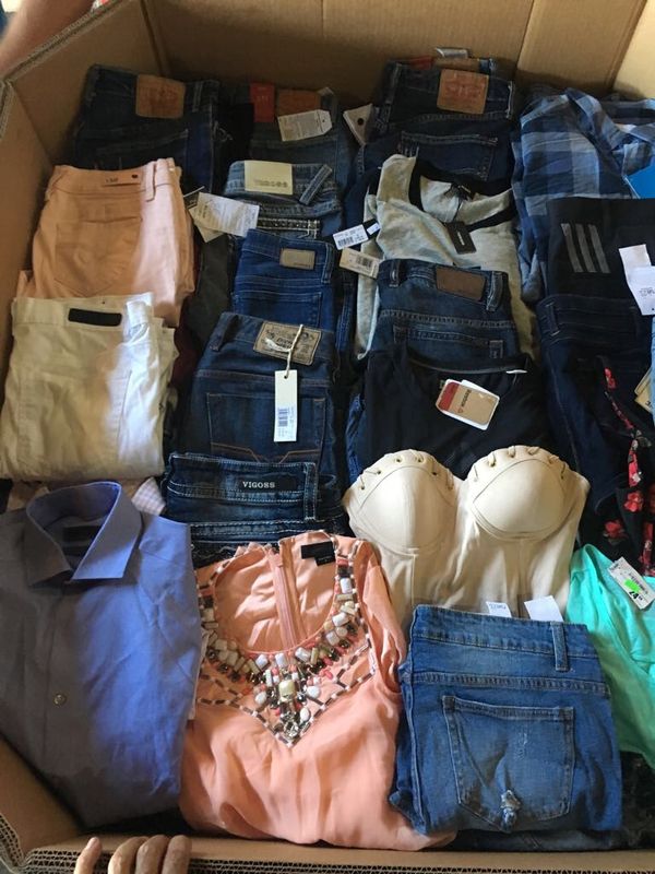 Pallet de Ropa for Sale in Rancho Cucamonga, CA OfferUp
