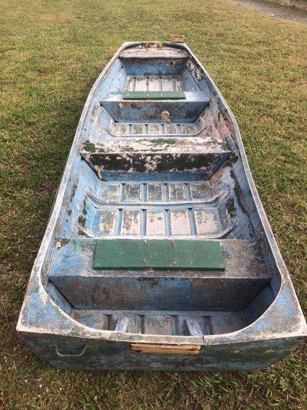 Vintage Jon Boatnow with seats! for Sale in Loxahatchee, FL OfferUp