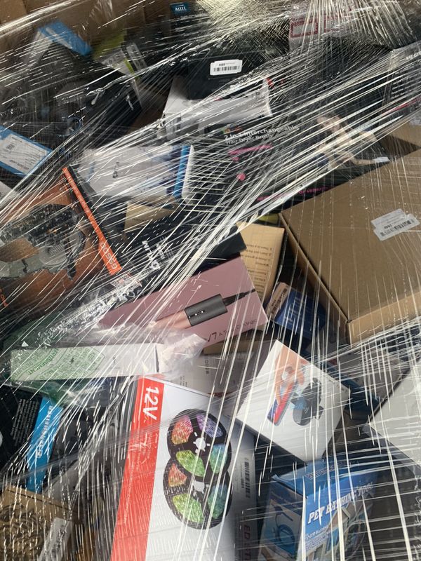 Electronics pallets for sale amazon for Sale in Covina, CA OfferUp