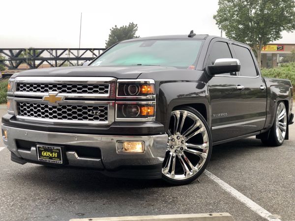 26” Escalade Reps For Sale In Rialto, Ca - Offerup