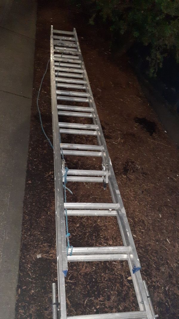 28 ft aluminum extension ladder for Sale in Seattle, WA OfferUp