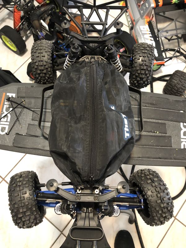 slash 4x4 brushless