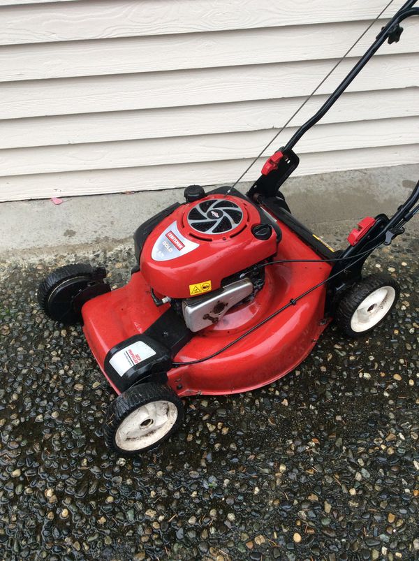 Craftsman Gold self propelled lawnmower for Sale in Bothell, WA - OfferUp