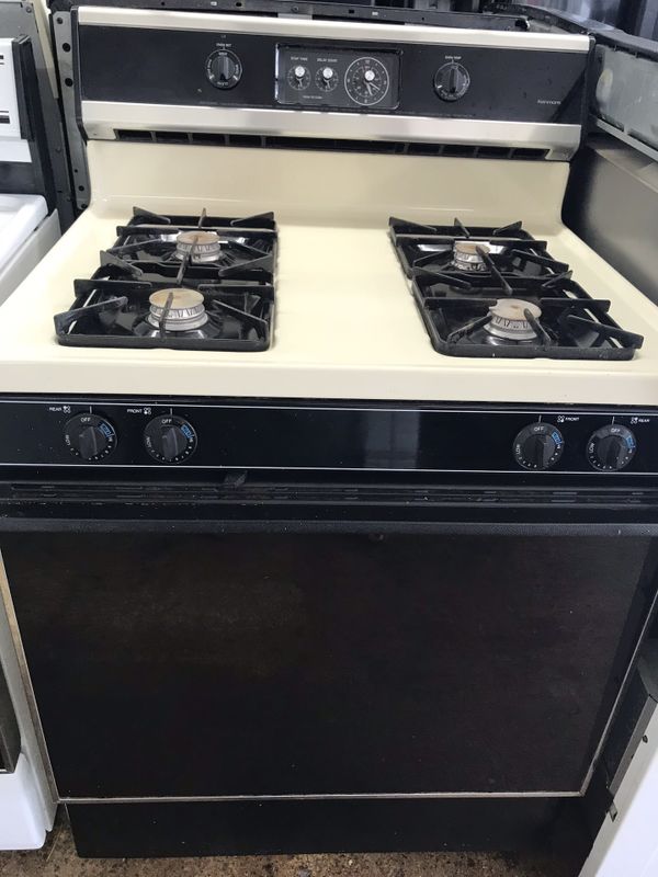 Kenmore Almond Perfectly Clean Gas Range! Beautiful Full Black Front