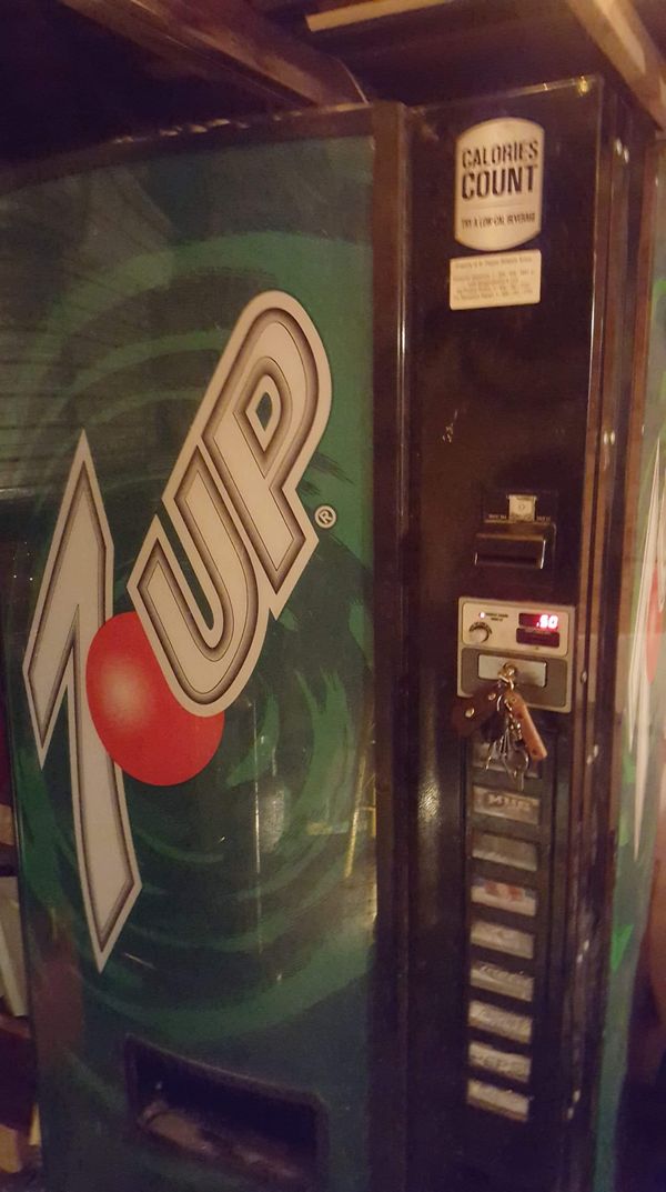 Pop machine for Sale in Coeur d'Alene, ID OfferUp