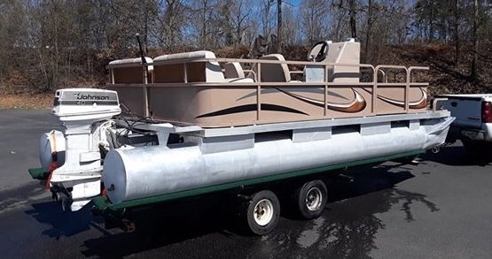 20’ pontoon boat for Sale in Simpsonville, SC - OfferUp