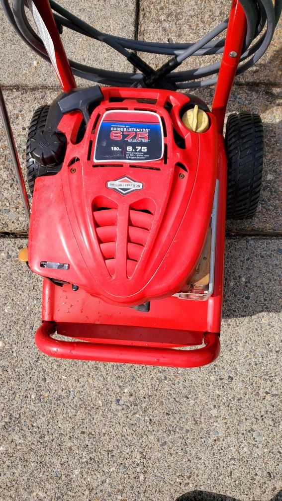 Troy Bilt 2550 Pressure Washer 25 foot hose with wand. for Sale in