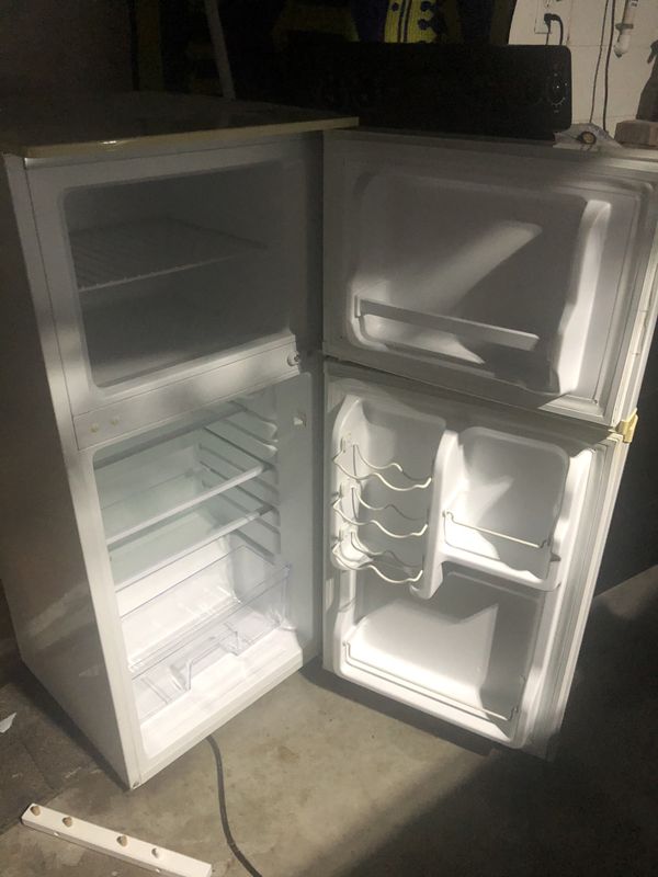 Vissani Mini Fridge Manual