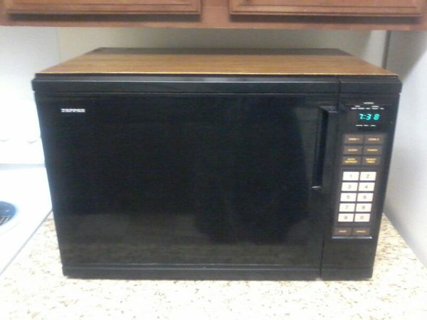 Large Tappan 1500 watt microwave for Sale in Mount Pleasant, NC - OfferUp