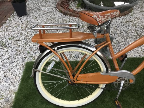 Beautiful huffy champion beach cruiser bike for Sale in Pompano Beach, FL - OfferUp