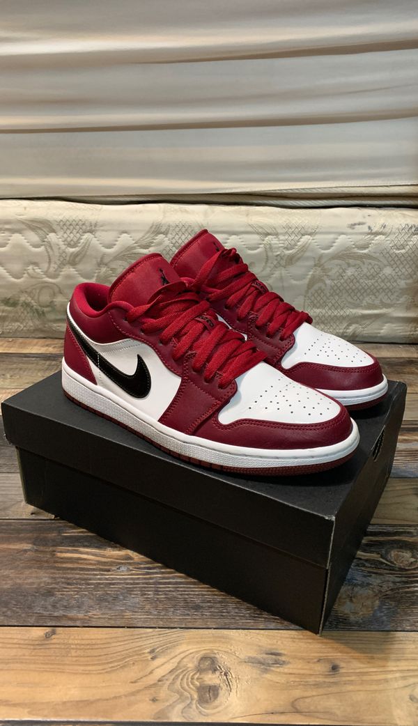 jordan 1 noble red outfit