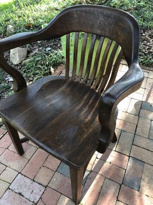 Large Round Oak Table For Sale In Chapel Hill Nc Offerup