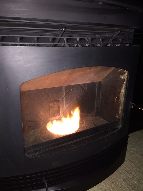 Quadra-fire Santa Fe Pellet stove insert for Sale in Vancouver, WA