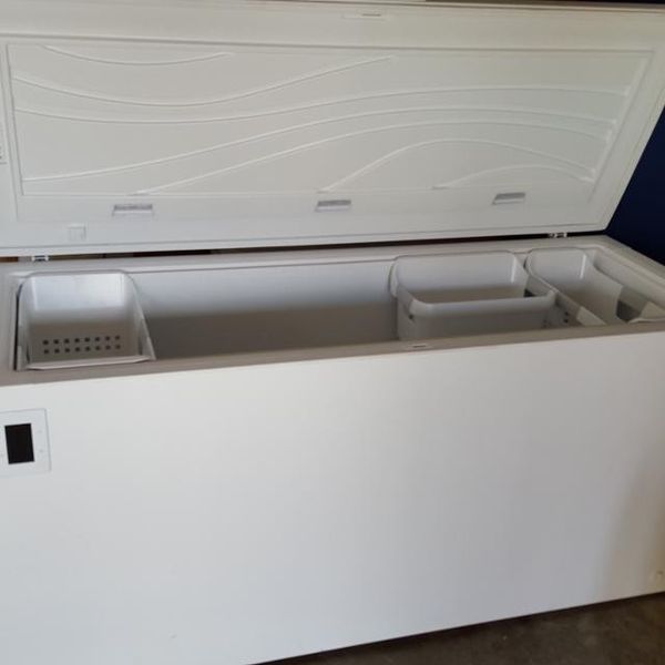 Kenmore elite chest freezer 30 degrees for Sale in Raleigh, NC OfferUp