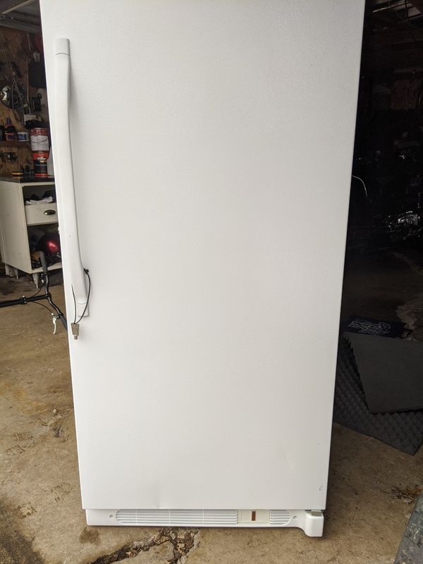 Kenmore Frost Free Commercial Upright Freezer for Sale in CARPENTERSVLE ...